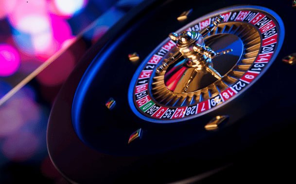 Dashboard totokl4d menampilkan Ikan Hoki, Liga 1, dan permainan live-dealer dalam satu antarmuka